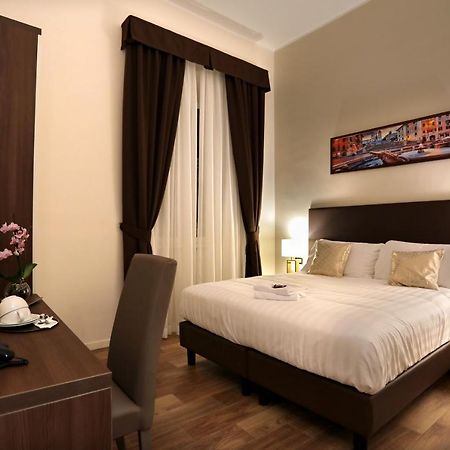 Elegant Rooms Roma - Guest House Екстер'єр фото