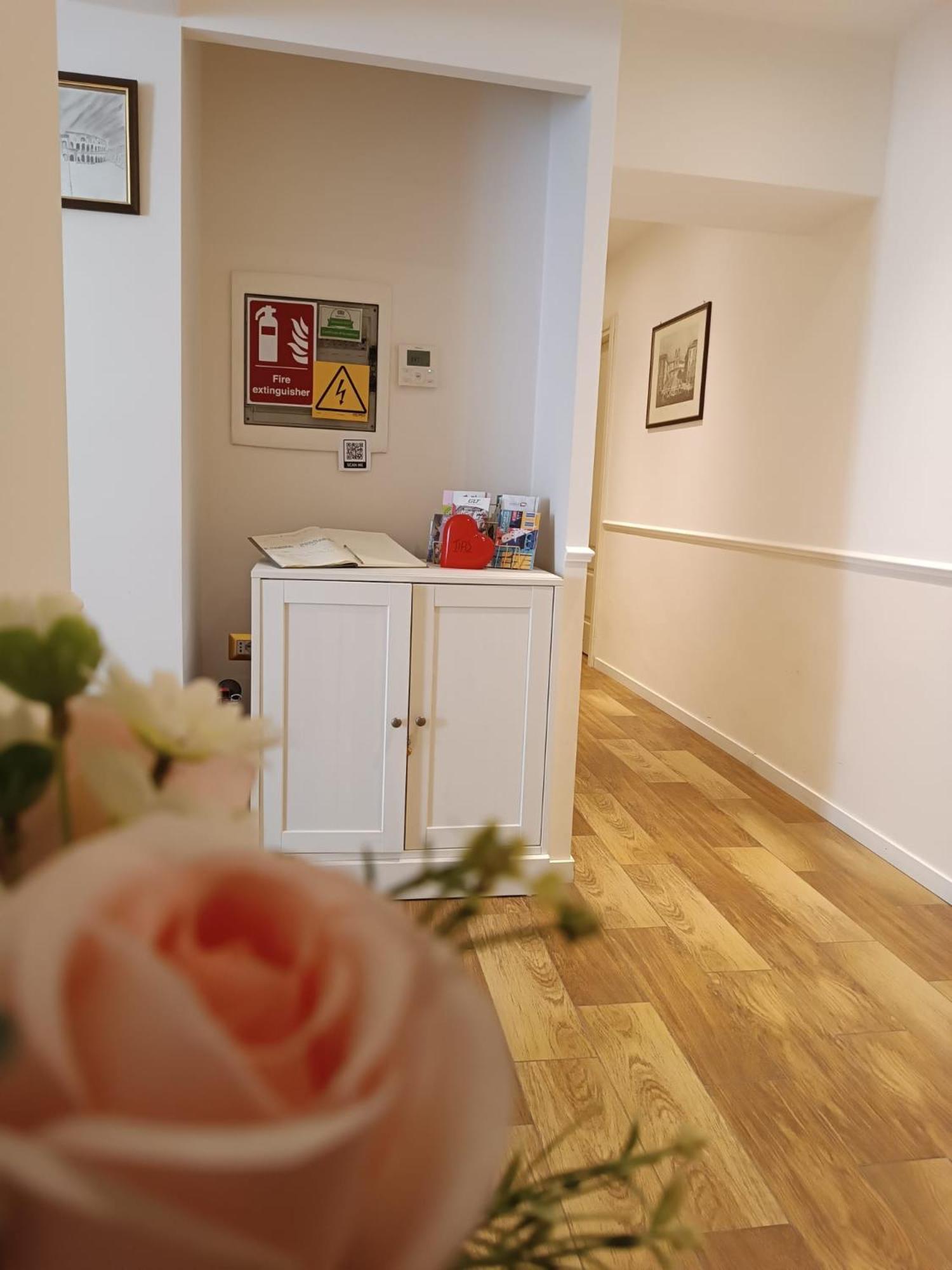 Elegant Rooms Roma - Guest House Екстер'єр фото