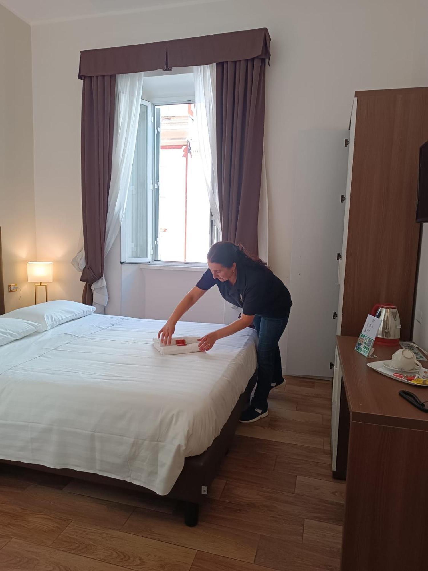 Elegant Rooms Roma - Guest House Екстер'єр фото