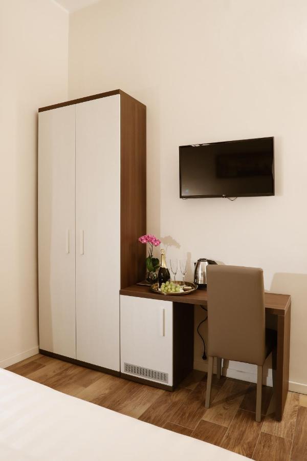 Elegant Rooms Roma - Guest House Екстер'єр фото